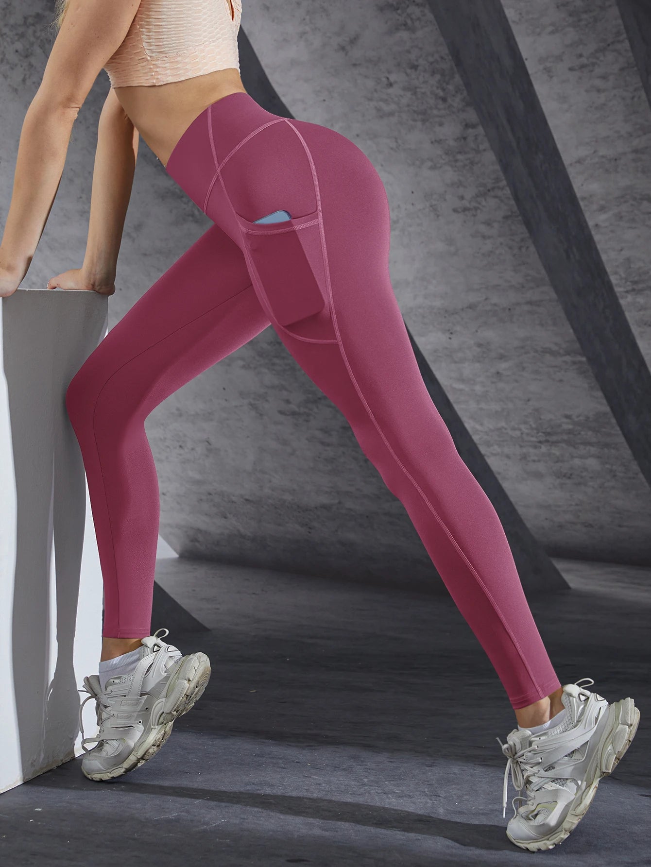 Contour Crossover Legging